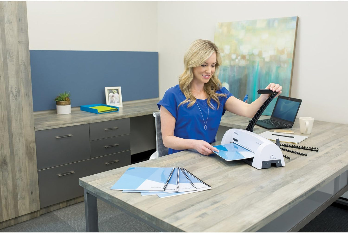 Fellowes Plastic Binding Comb 3/8" Black, 100Pack (Pack of 2)