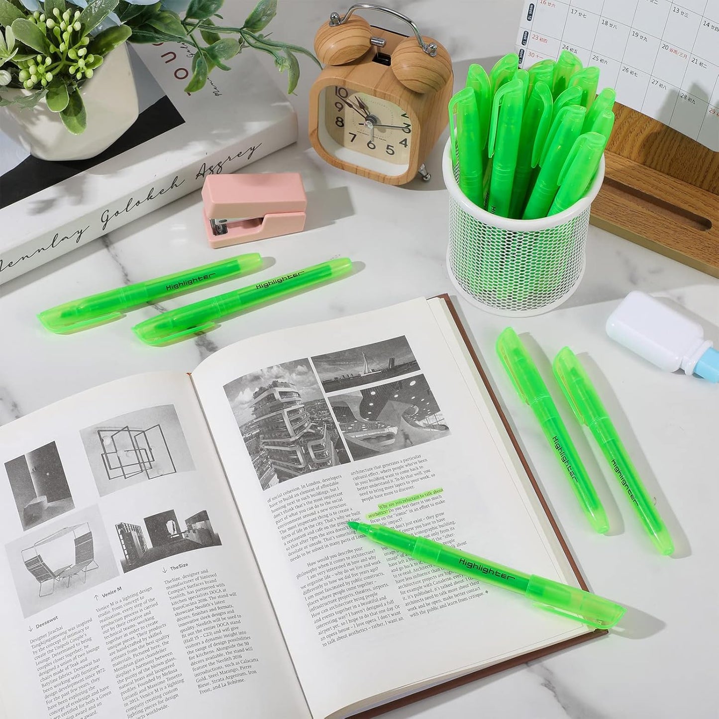 Fuutreo 60 Pack Pastel Highlighters Bulk Bright Color Highlighter Marker Chisel Tip Dry Quickly Safe Highlighter Pens Fluorescent Ink for Adults Home School Office(Green)