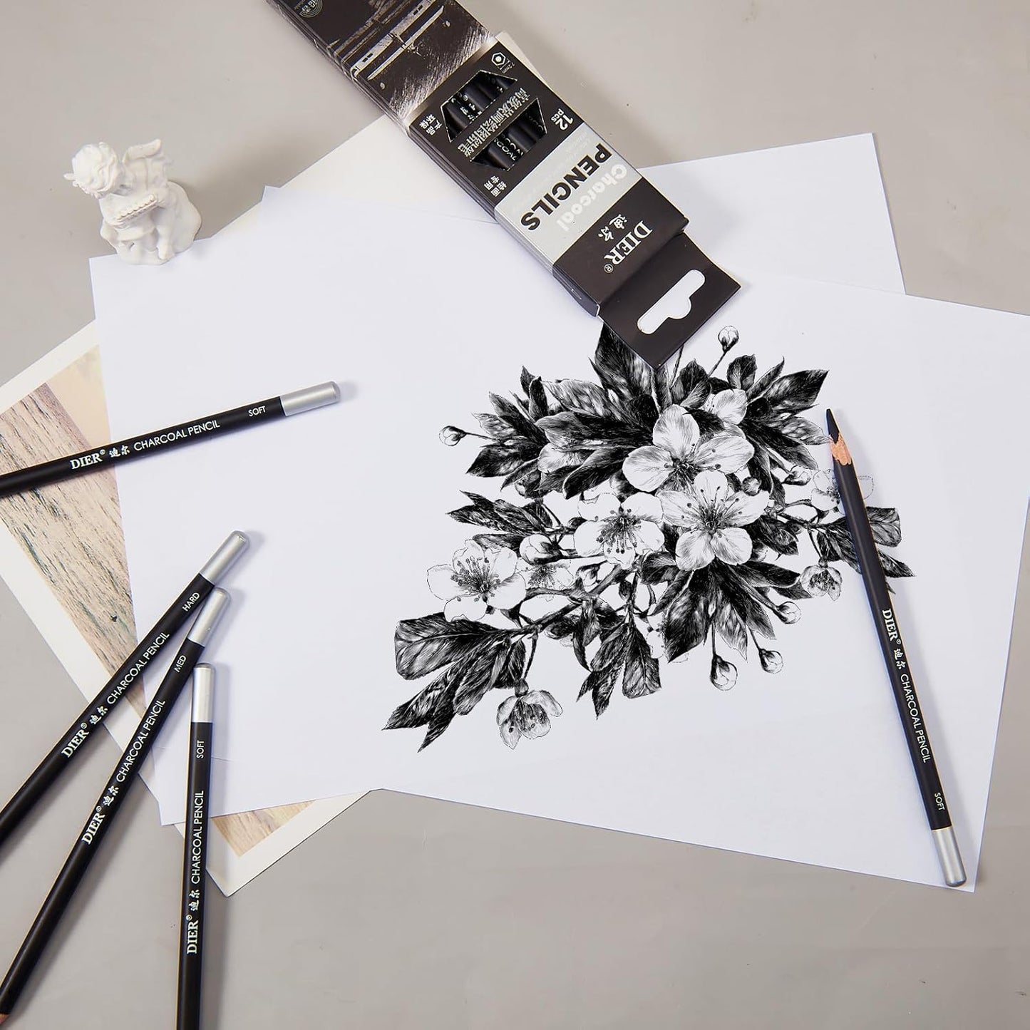 Geyoga 36 Pcs Professional Charcoal Pencils Soft, Medium and Hard for Drawing Charcoal Pencils for Sketching Shading Drawing Blending Portrait(Black, Soft)