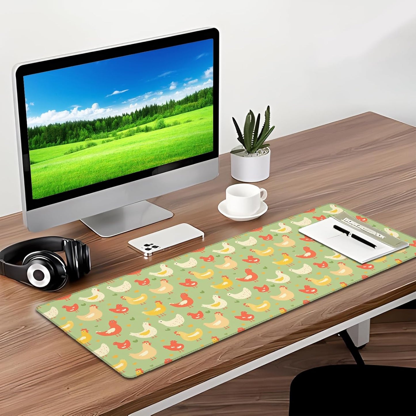 Chicken Gaming Mouse Pad, Desk Mat, Non-Slip Rubber Base Cool Aesthetic MousePads for Computer Laptop Keyboard Office School Home Desktop Accessories Decor 31.5" x 11.8"