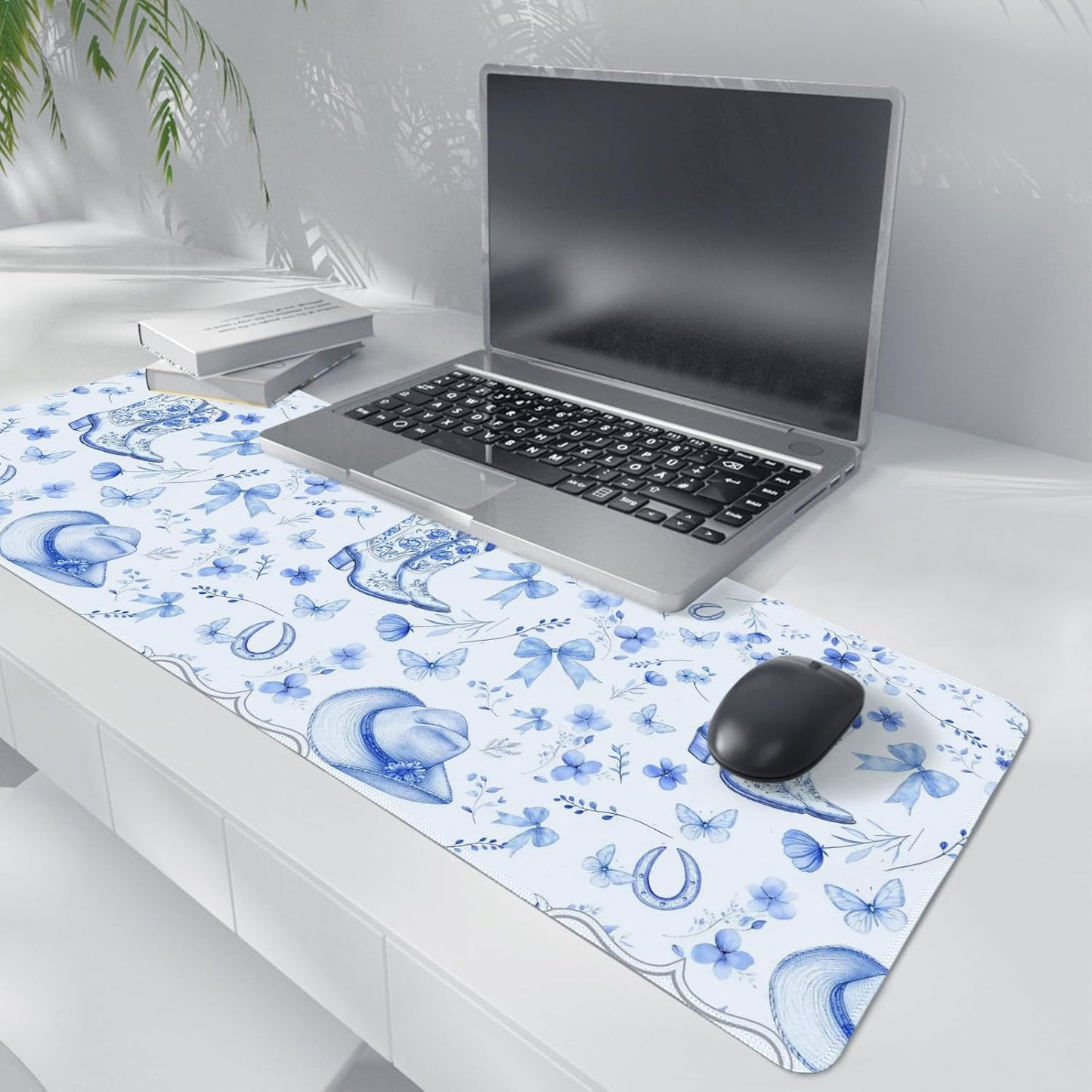 Western Desk Mat,Blue and White Floral Mouse Pad, Blue Chinoiserie Large Mouse Pad, Coquette Girly Cowgirls Desk Mat for Dorm Western Office Decor, 31.5x11.8 Inch