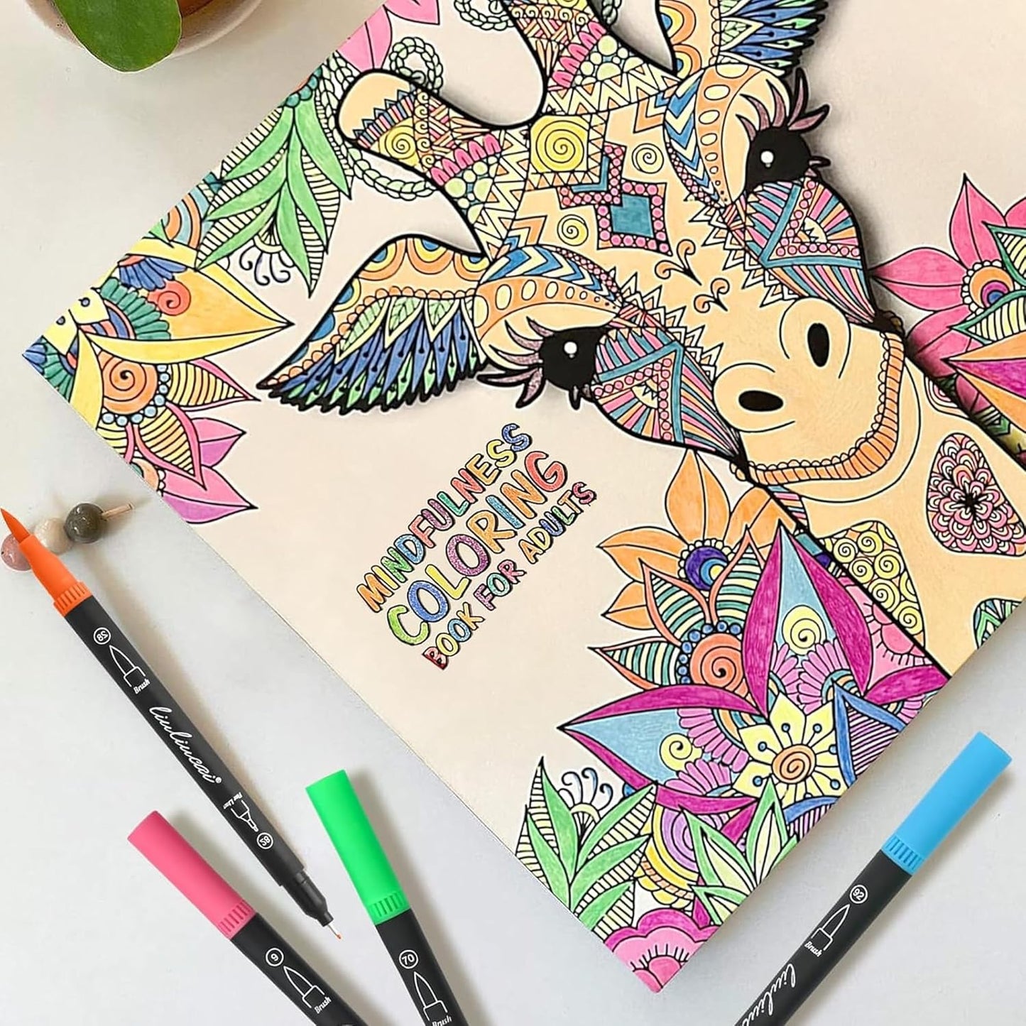 Duo Tip Brush Coloring Pens,200 Colors Art Markers Set,Fine & Brush Tip Pen for Adults Coloring Book Bullet Journals Planner Writing Drawing Note Taking