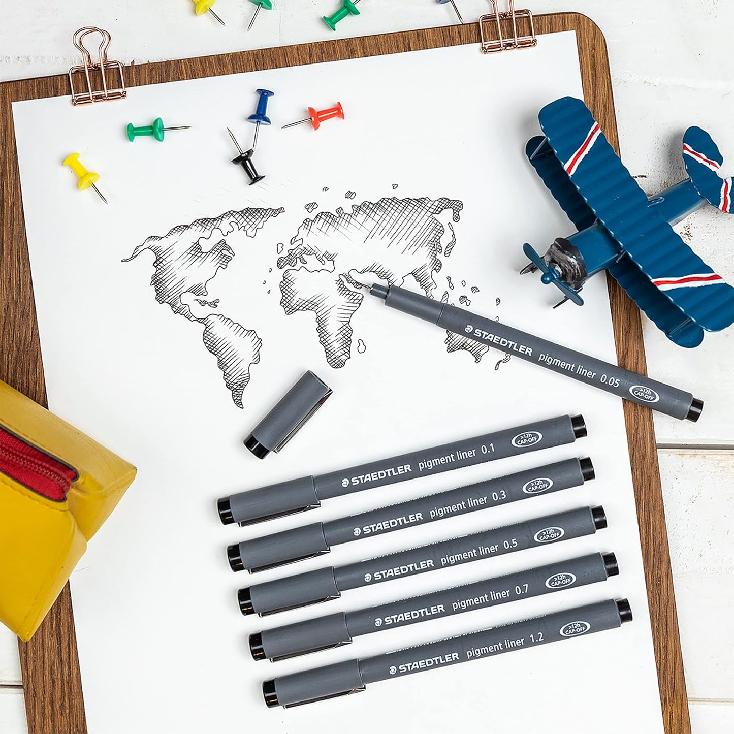 STAEDTLER Pigment Liner, Fineliner Pen for Drawing, Drafting, Journaling, 0.5mm, Black, Box of 5 Pens, 308 05-9M