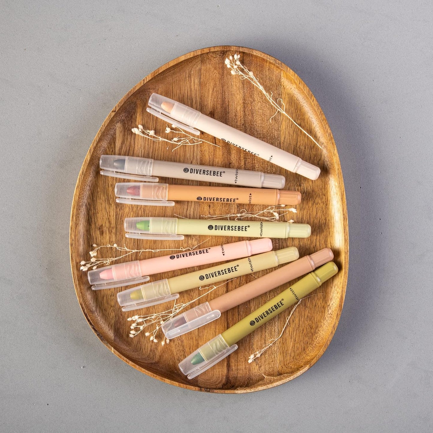 DIVERSEBEE Bible Highlighters and Pens No Bleed, 8 Pack Assorted Colors Gel Highlighters Set, Cute Bible Markers Study Journaling School Supplies and Accessories (Earthy)